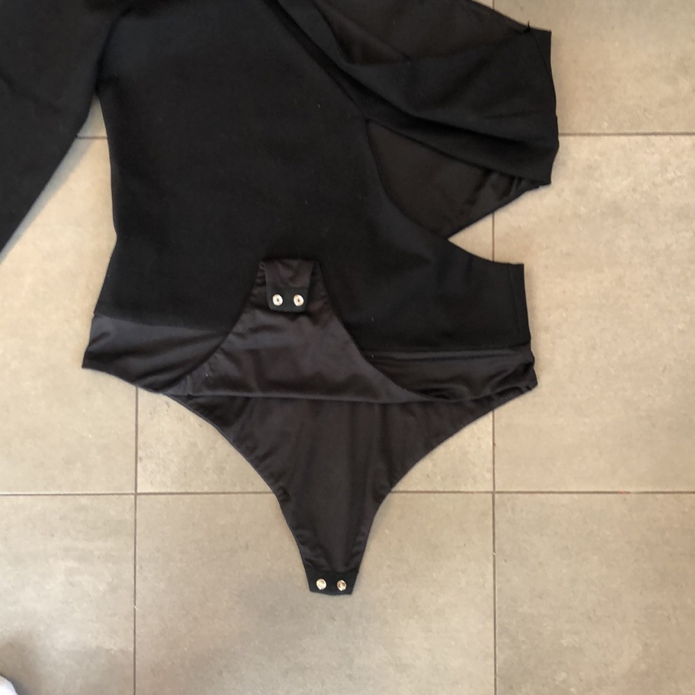 X Revolve Leticia Bodysuit  ale by Alessandra - Picture 7 of 8